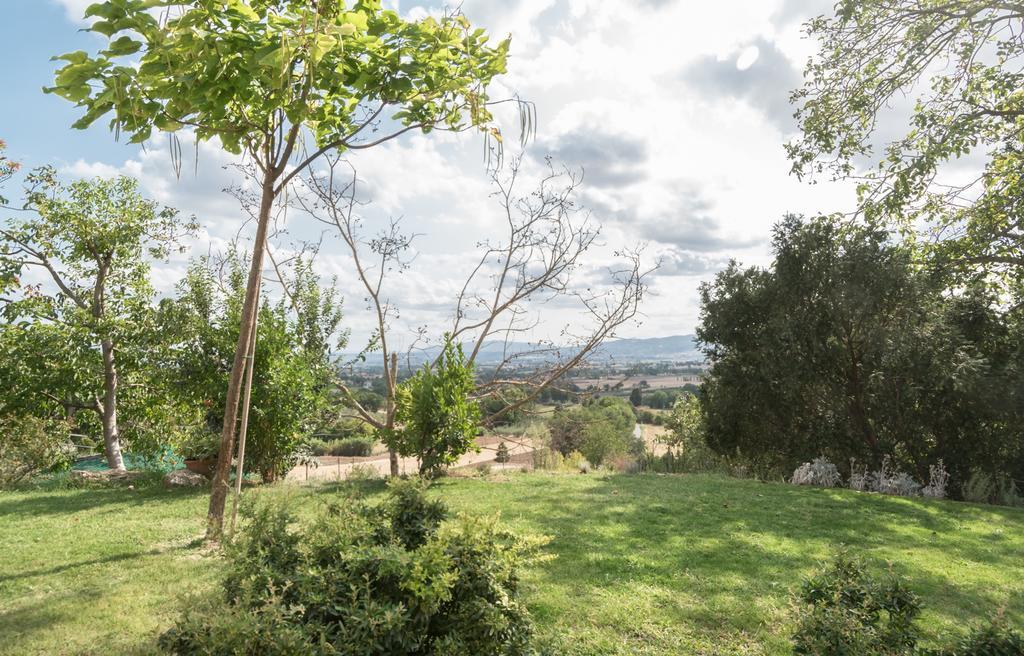 B&B Cantico Delle Creature Assisi Exterior foto