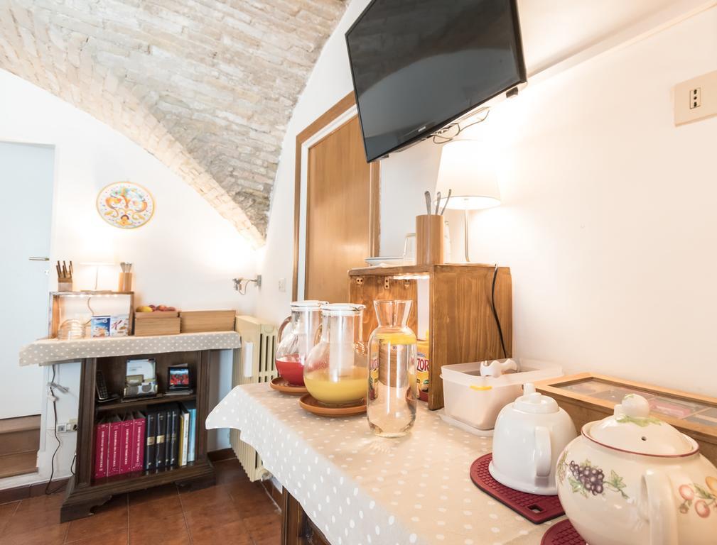 B&B Cantico Delle Creature Assisi Exterior foto